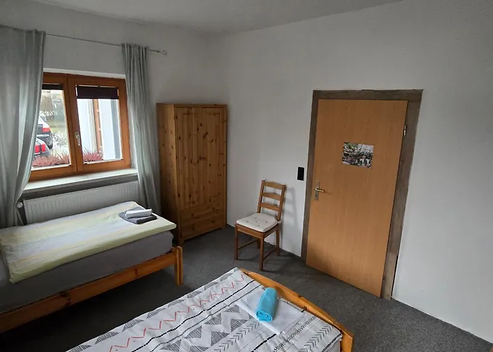 Karolingerweg Gasthuis 2*